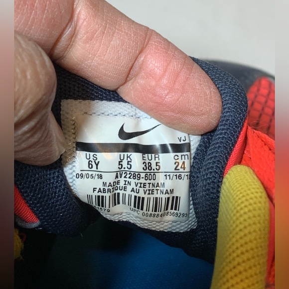 Nike Air Athletic Sneakers Tricolor Youth 6Y AV2289-600 - Picture 9 of 9